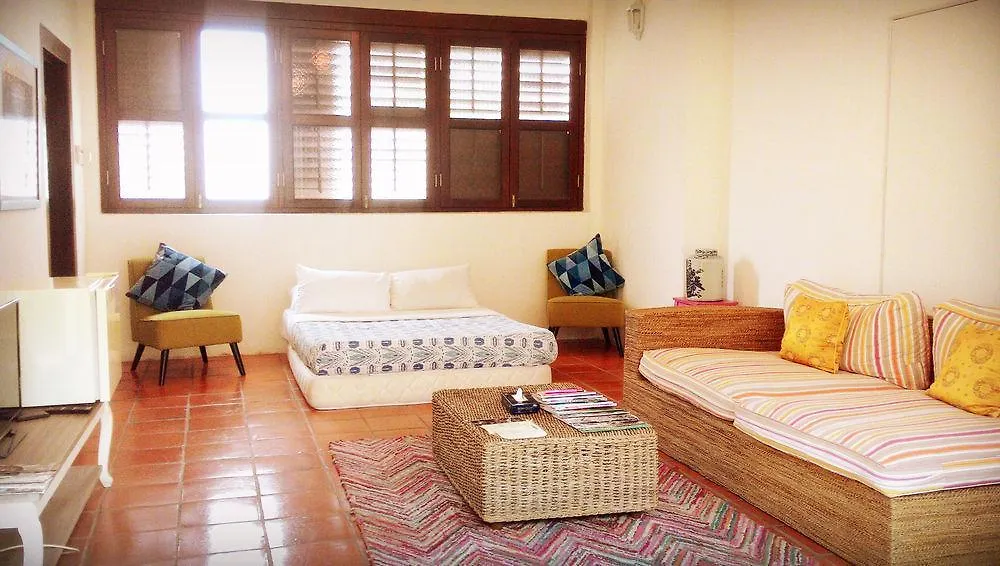 מלון ג'ורג' טאון East Indies Mansion