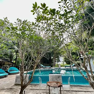 eagleye-village-homestay.tophotelslangkawi.com/